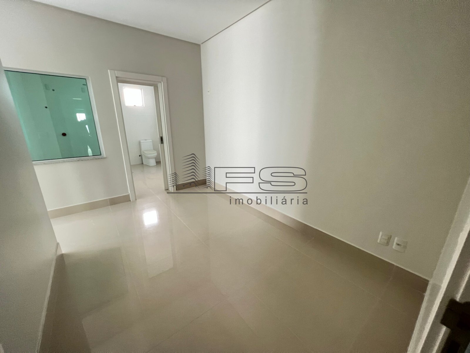 V4933 - Palazzo Del Mare, Frente Mar, 4 suítes, Meia Praia, Itapema