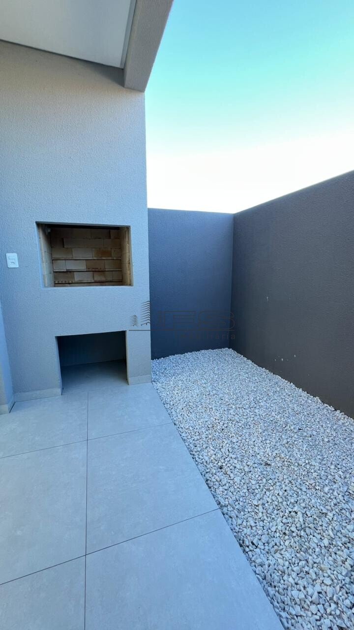V10073 - Sobrado Geminado, 2 suítes, Morretes, Itapema