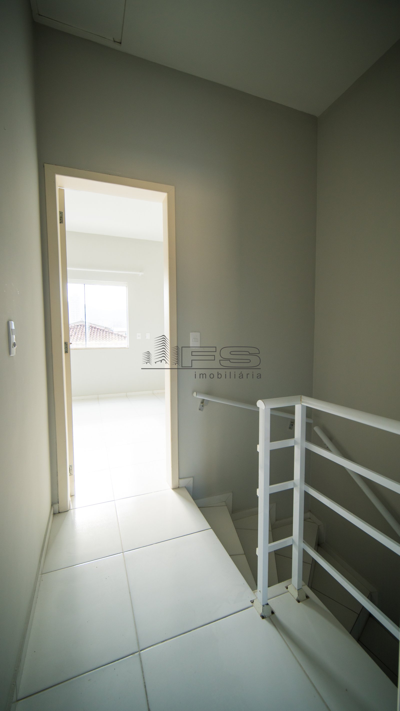 V10105 - Sobrado, 2 suítes, Morretes, Itapema
