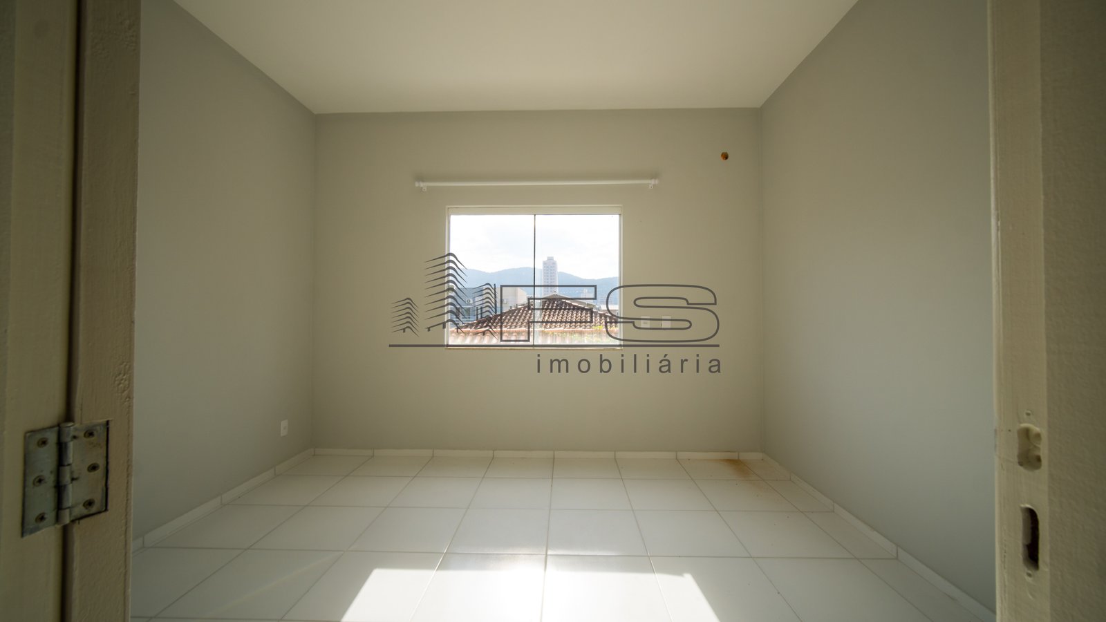 V10105 - Sobrado, 2 suítes, Morretes, Itapema
