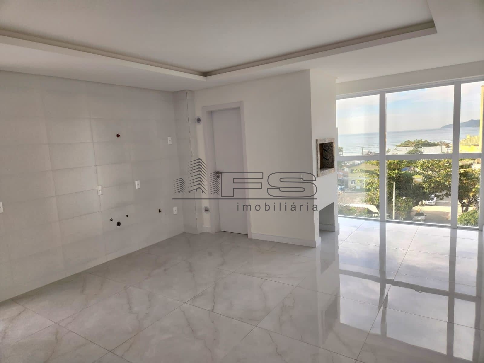 V4985 – Magnifique, 2 suites, pronto para morar, Pereque, Porto Belo – SC